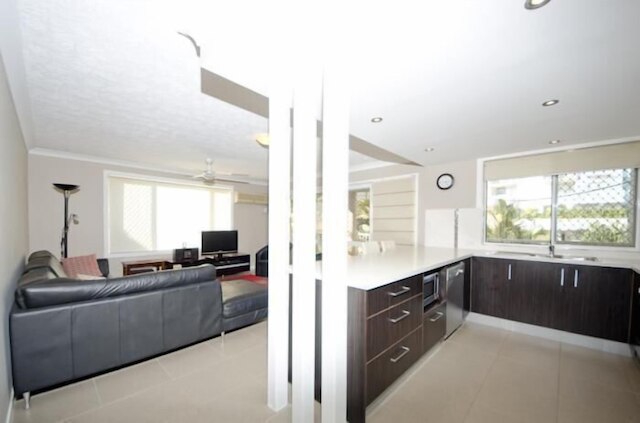 ジュビリー ビューズ ホリデイ アパートメンツ