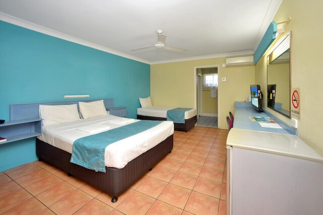 アドビ モーテル