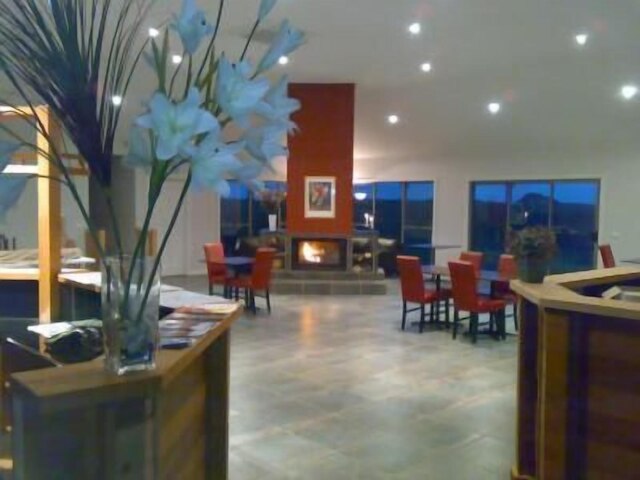 スワン レイク ゲスト ハウス