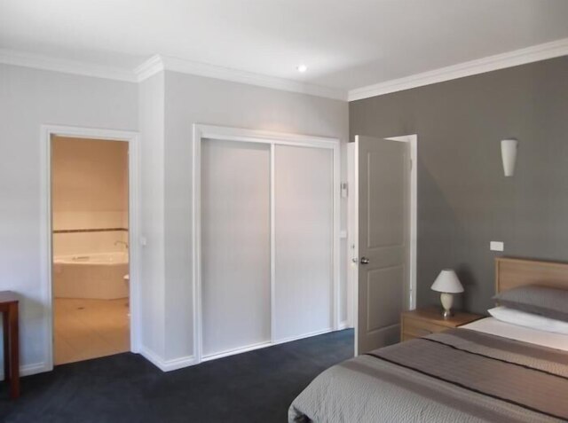 スワン レイク ゲスト ハウス