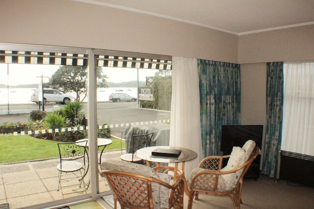 アラモアナ モーテル