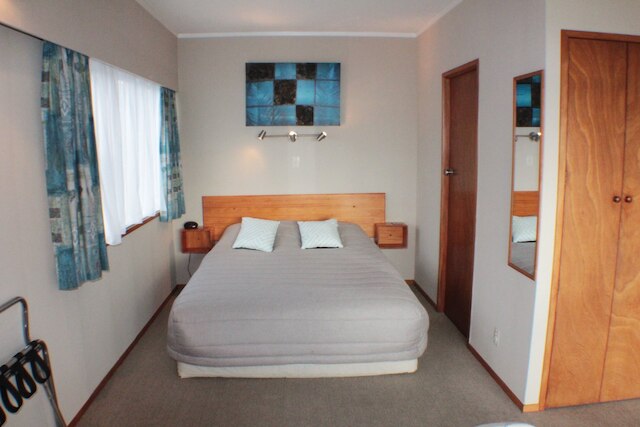 アラモアナ モーテル