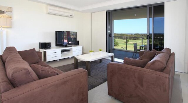 シグネチャー ウォーターフロント アパートメンツ