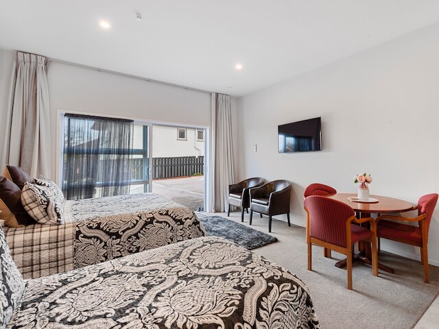 ダンロビン モーテル