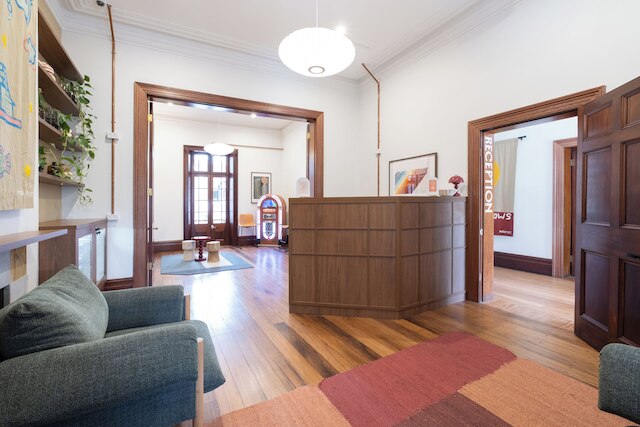 リトル ドリフター サリー ヒルズ