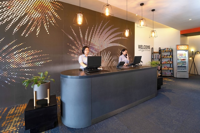 ゴーホテルズプラスマンダルヨン