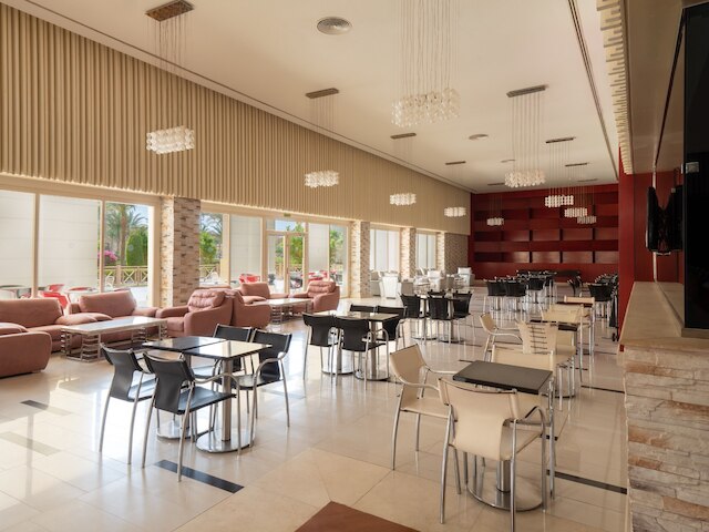 セレニティ アルマ ハイツ