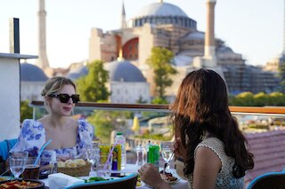 ターク アート ホテル