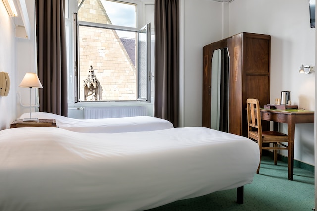 ホテル サン モーリス