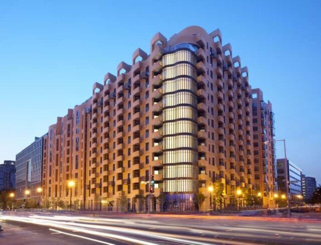 グローバル ラグジュアリー スイーツ アット コンベンション センター