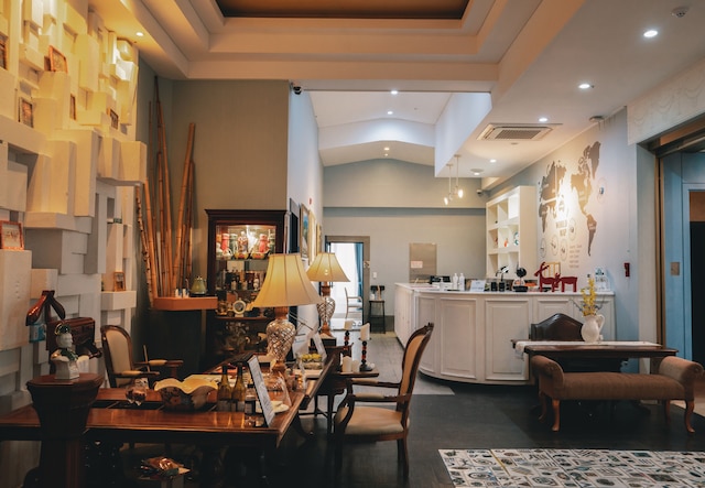 ホテル ホワイト ハウス