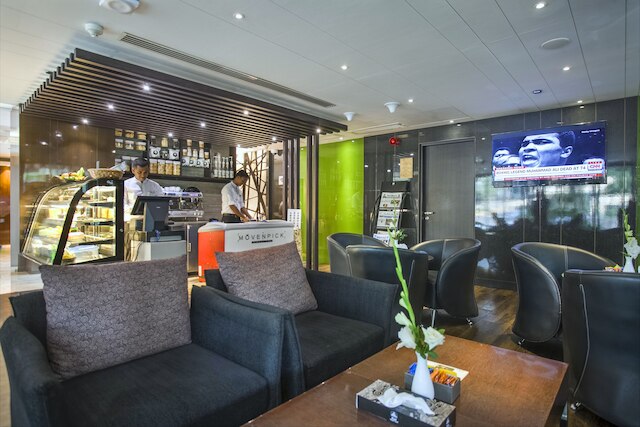 ベストウェスタン プラス メープル リーフ