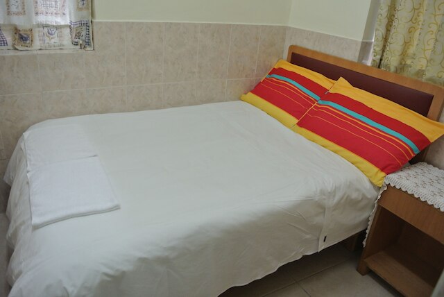 フォーチュネート ゲスト ハウス