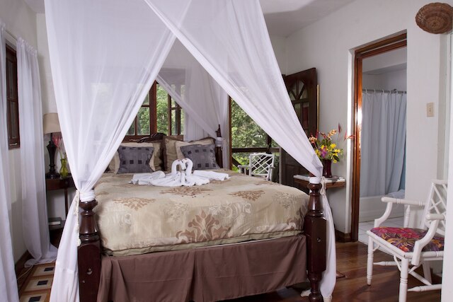 フォレス パーク リゾート & スパ