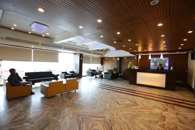 シルバー クラウド ホテル & バンケッツ アーメダバード