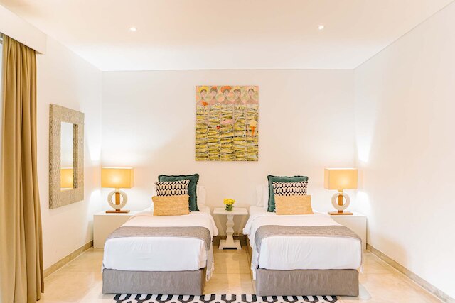 カッサミア バリ