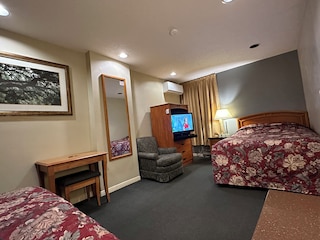 オール デイズ ホステル