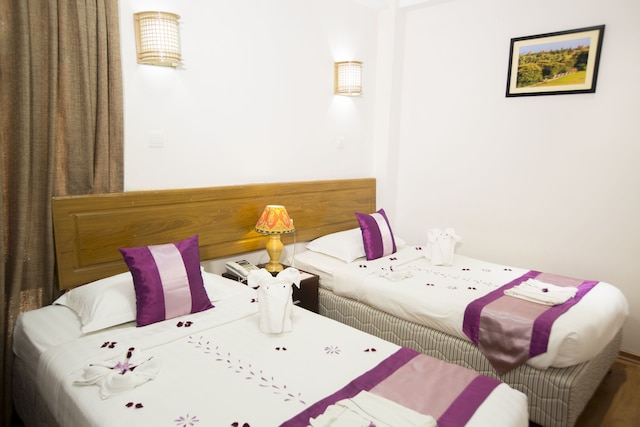 ホテル シンシア スマイル バガン