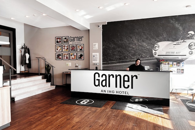 ノヴム ホテル ブリュイ