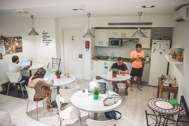 ロケット ホステルズ グラシア