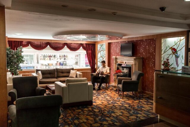 ホテル ユクセル