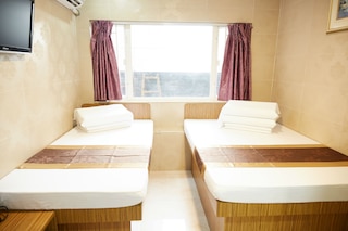 ミー イージー ホステル (香港米易商務賓館)