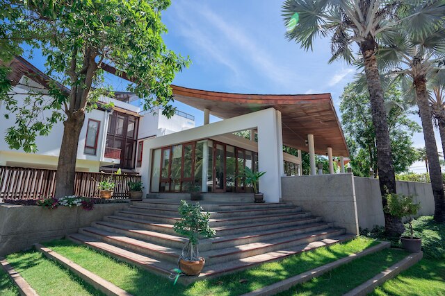 プラナラックス エクスクルーシブ プール ヴィラ