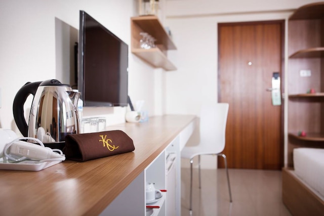 KC プレイス スリナカリン