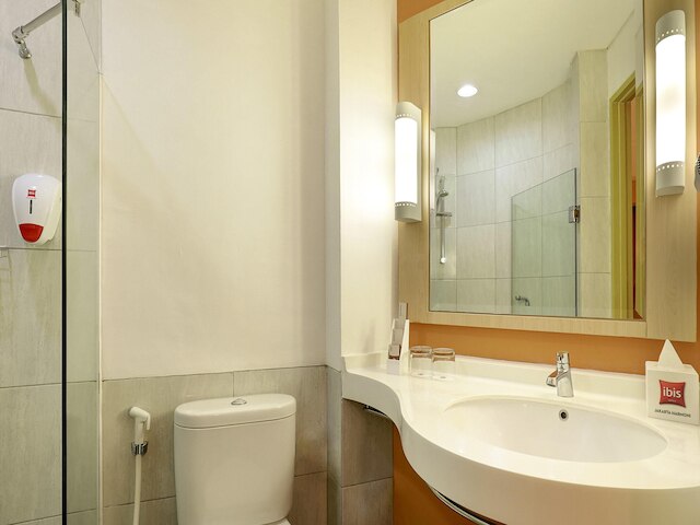 イビス ジャカルタ ハルモニ