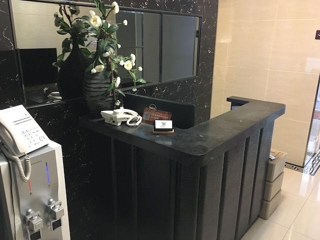 シーズンズ ホテル - コーズウェイ ベイ (季節酒店 - 銅鑼灣)