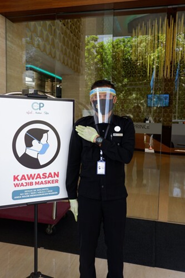 クラウン プリンス ホテル スラバヤ