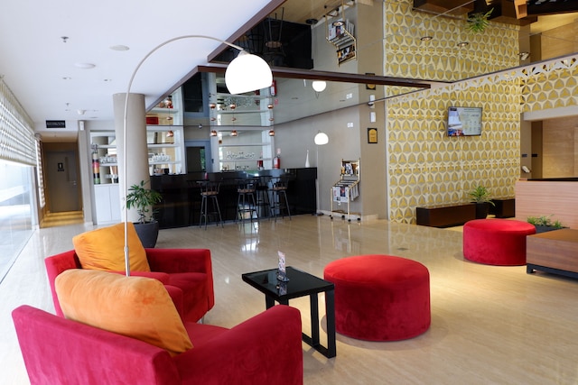 クラウン プリンス ホテル スラバヤ