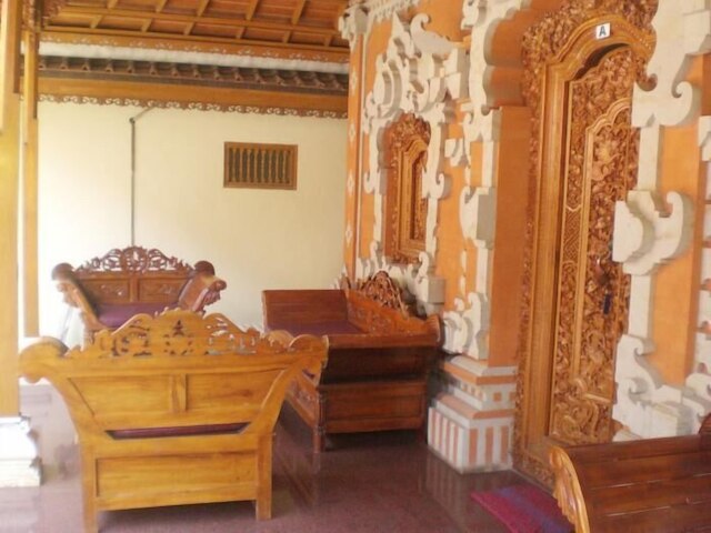 アドゥス ビーチ イン