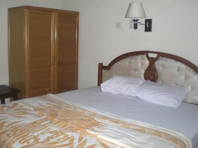 アドゥス ビーチ イン