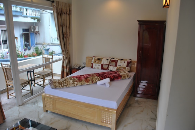 サニー A ホテル