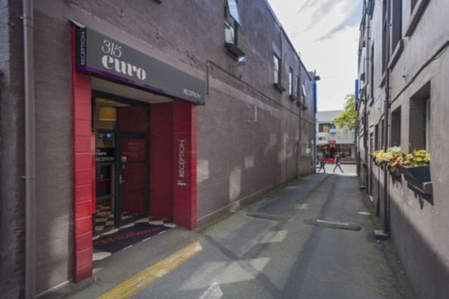 315 ユーロ モーテル & サービスド アパートメンツ