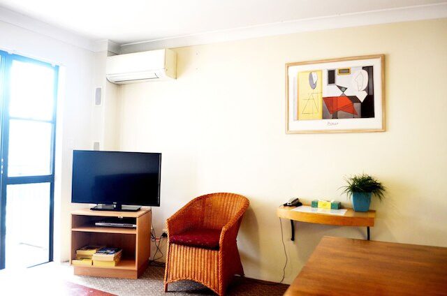 スプリング ヒル ミューズ アパートメンツ