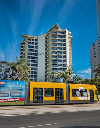 サーファーズ ハワイアン ホリデイ アパートメンツ