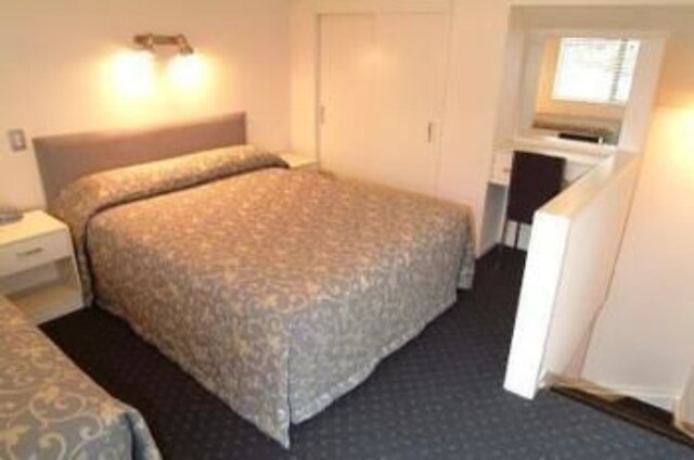 マヌカウ モーター ロッジ