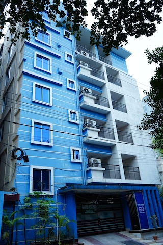 ガーデンレジデンツウッタラ - レイクビュー