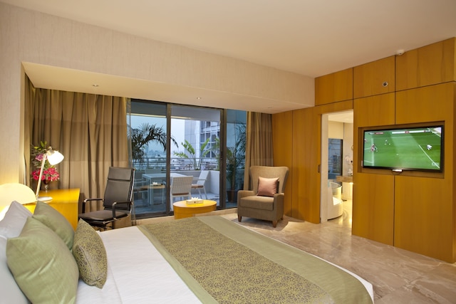 レイクショア バナーニ