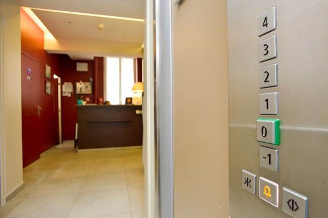 ホテル デュ ケ ドゥ セーヌ