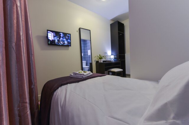 ホテル デュ ケ ドゥ セーヌ