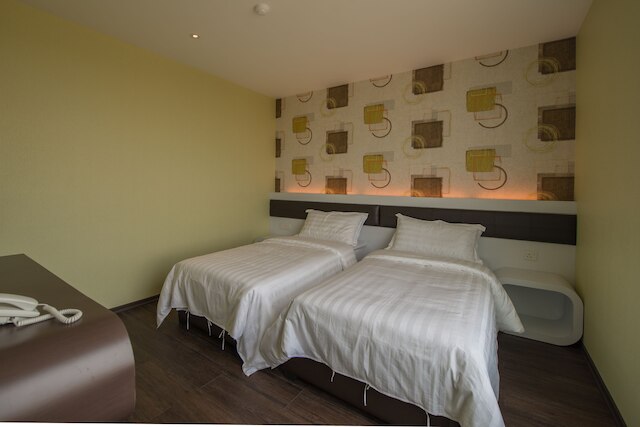 リバーフロント セントラル ブティック ホテル