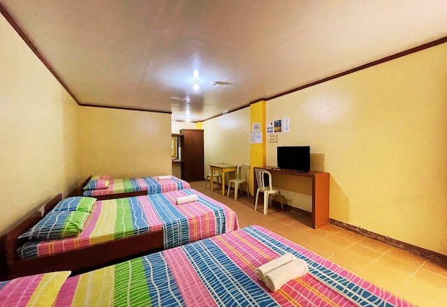 ホワイト ビーチ ホテル プエルト ガレラ パワード バイ ココテル