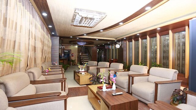 マリノ ホテル ウッタラ