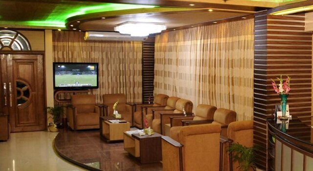 マリノ ホテル ウッタラ