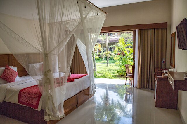 アウトポストウブド