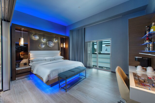 シェイド ホテル