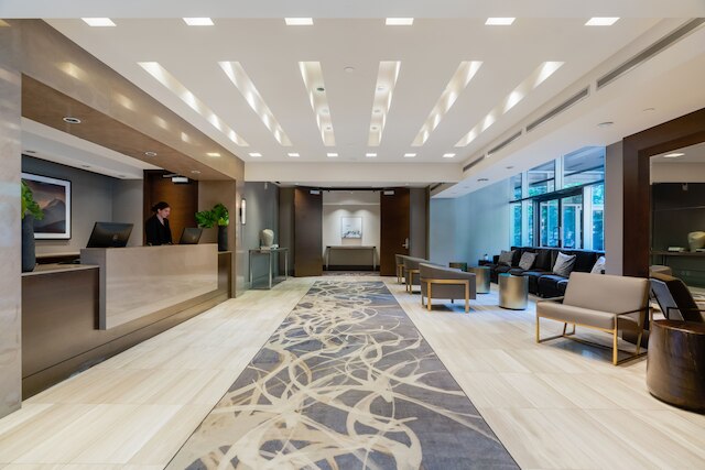 レベル バンクーバー - ヤルタウン シーモル